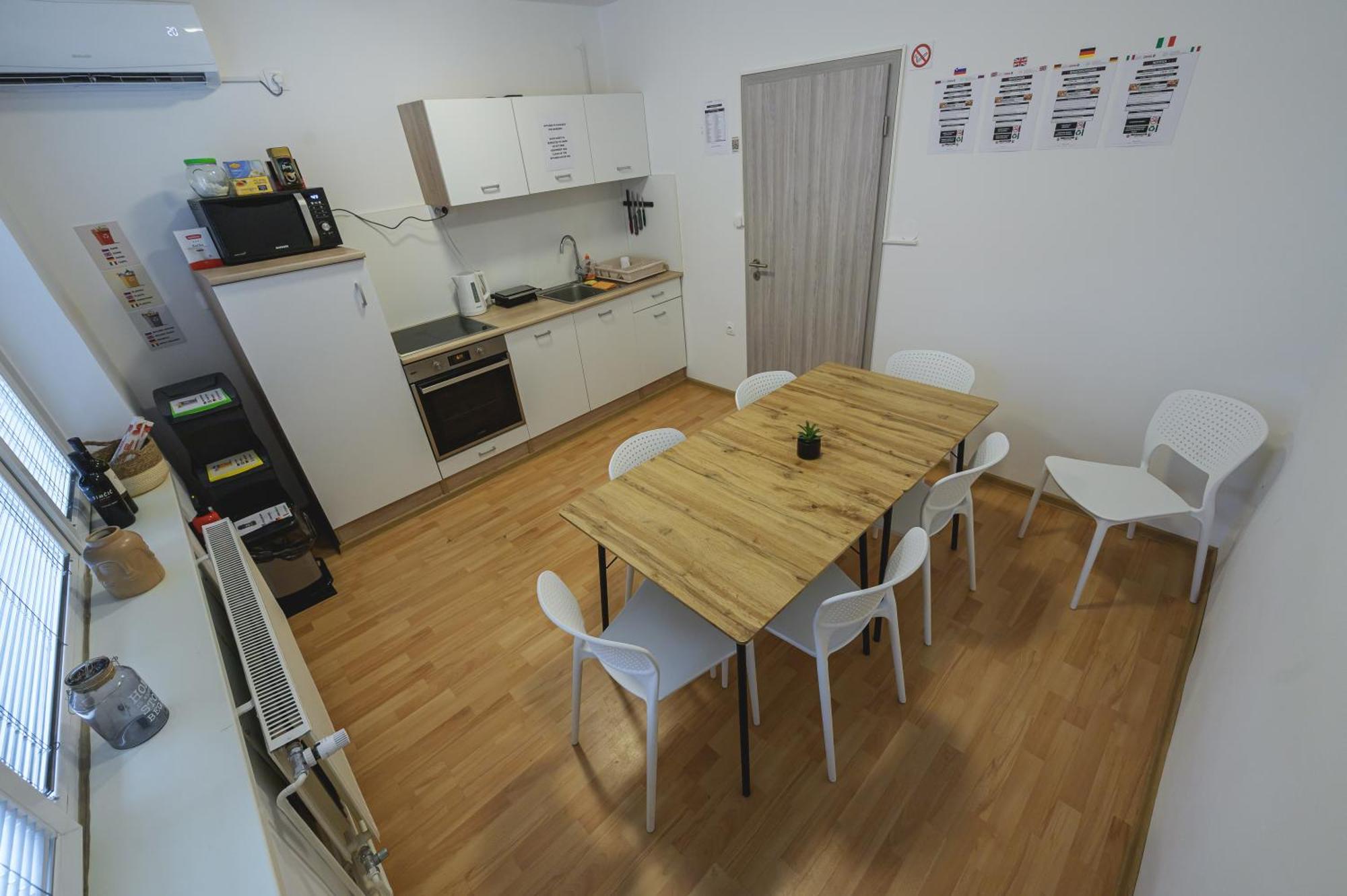 Do Avta Rooms 류블랴나 외부 사진